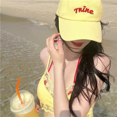 甜蜜的咒诅 海报